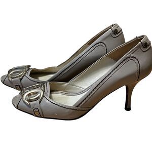 Taupe Zara Women’s Heels size 37 Gold Tone Metal Detail. Contrast Stitching